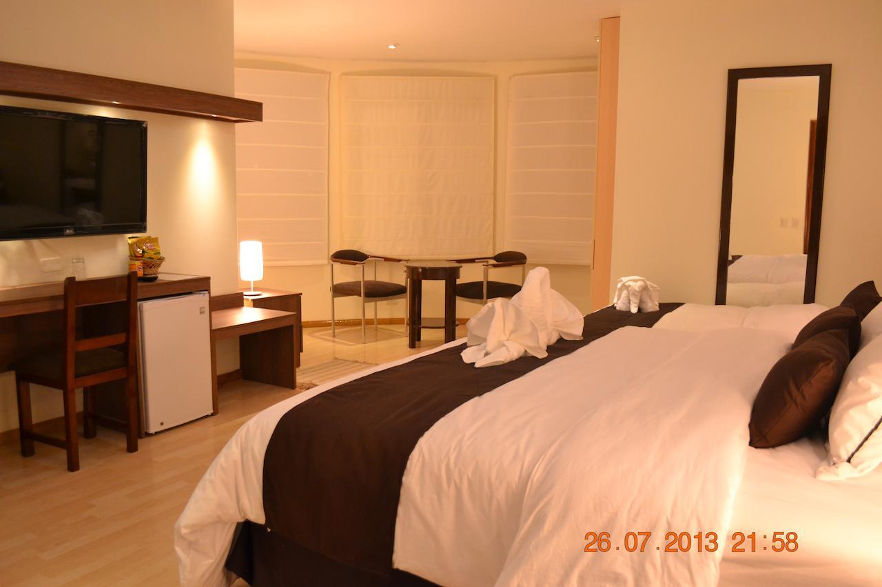 Hotel Brilia 침보테 외부 사진