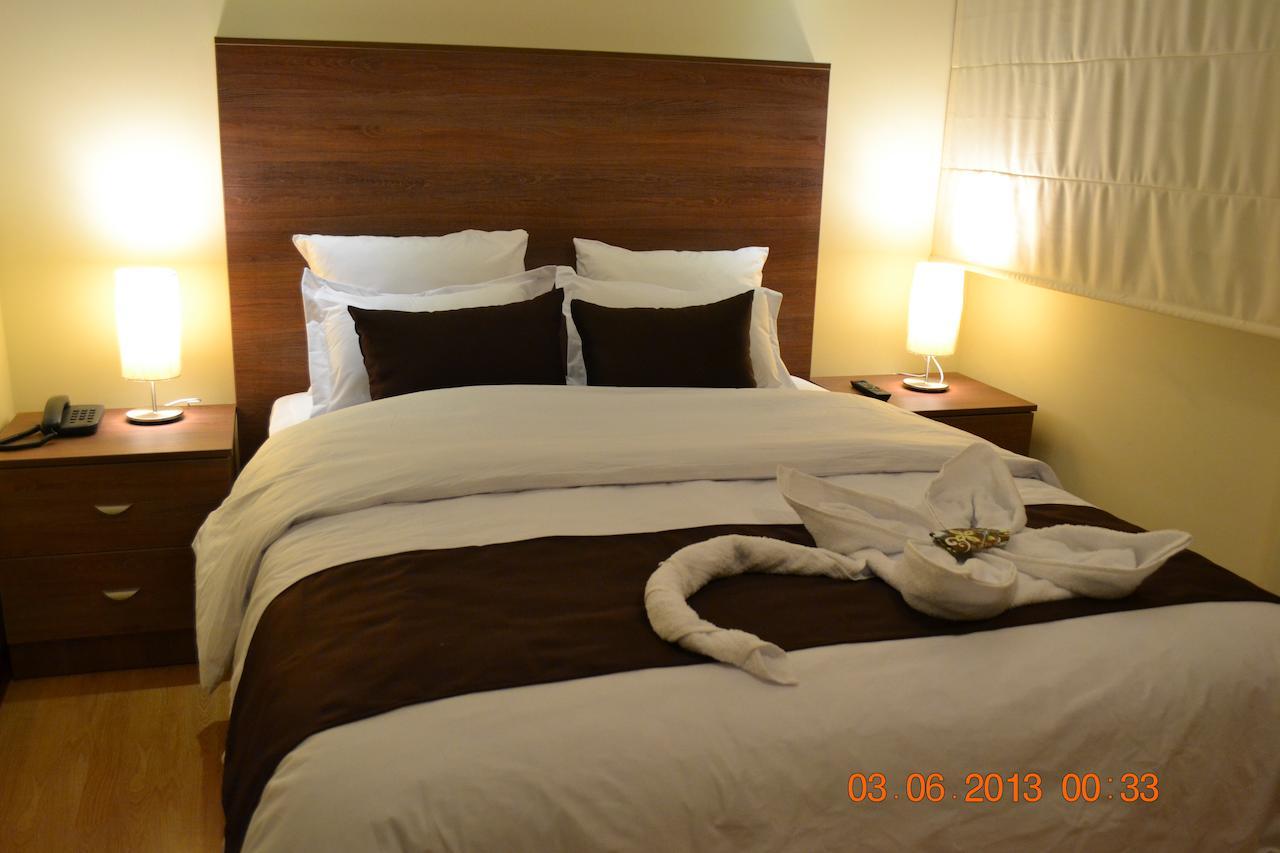 Hotel Brilia 침보테 외부 사진