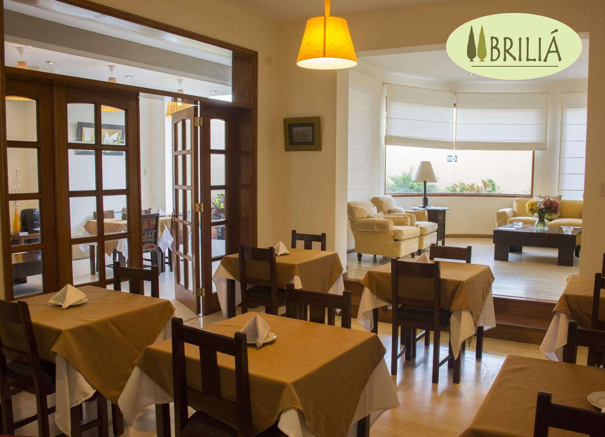 Hotel Brilia 침보테 외부 사진